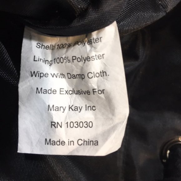 Mary Kay Soft Pink Fuzzy Tote Black Rope Handles16x13" - Picture 6 of 6